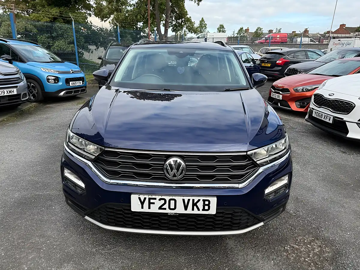 Used 2020 Volkswagen T-Roc Se Blue - Interior and Exterior details 8