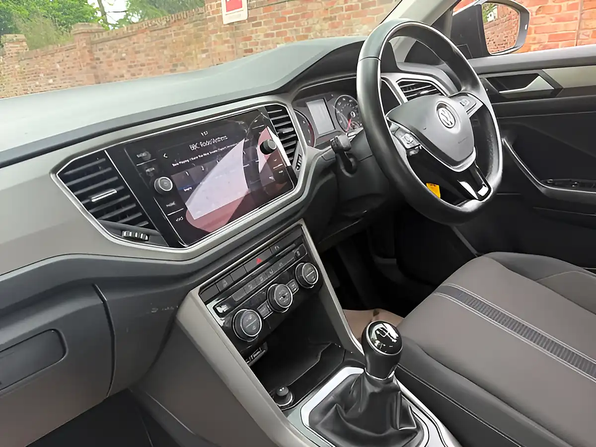 Used 2020 Volkswagen T-Roc Se Grey - Interior and Exterior details 9