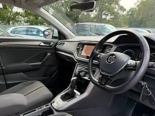 Used 2020 Volkswagen T-Roc Se Pure White - Interior and Exterior details 13