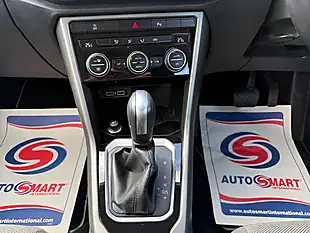 Used 2020 Volkswagen T-Roc Se Pure White - Interior and Exterior details 19