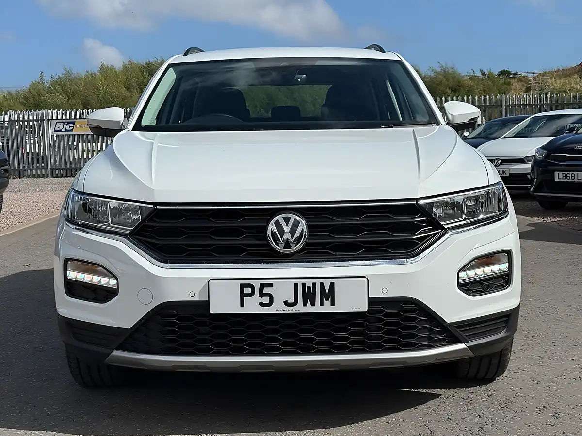 Used 2020 Volkswagen T-Roc Se Pure White - Interior and Exterior details 2