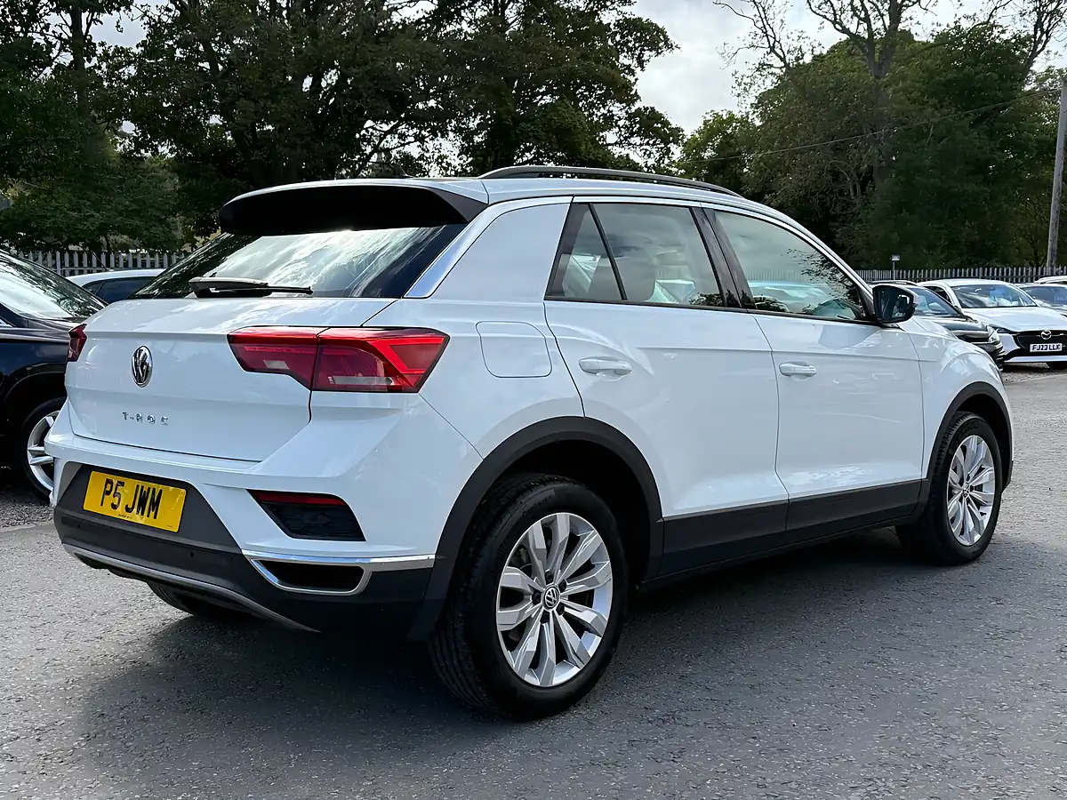 Used 2020 Volkswagen T-Roc Se Pure White - Interior and Exterior details 5