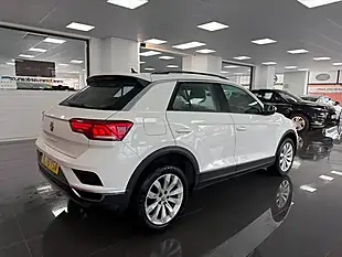 Used 2020 Volkswagen T-Roc Se White - Interior and Exterior details 2