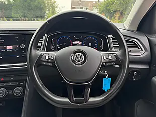 Used 2020 Volkswagen T-Roc Sel Black - Interior and Exterior details 12