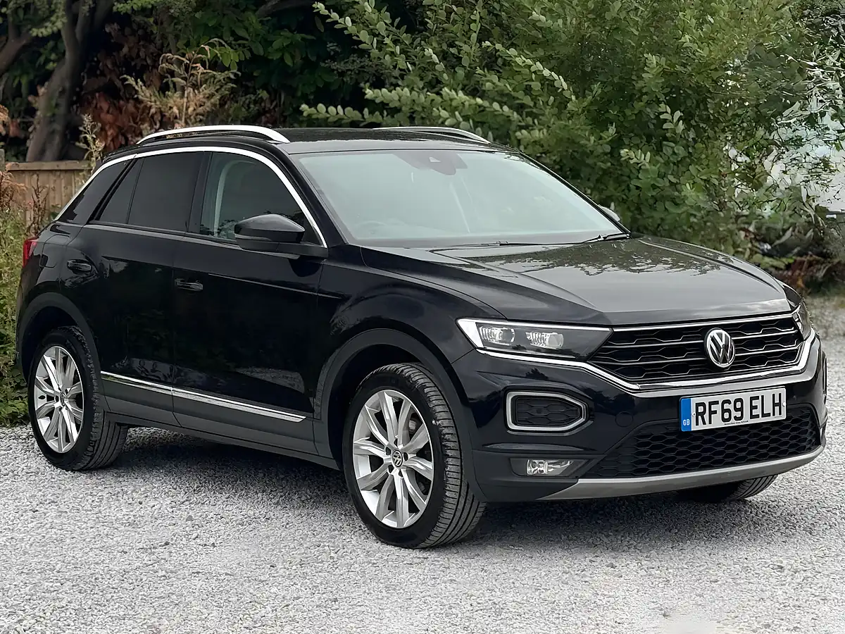 Used 2020 Volkswagen T-Roc Sel Black - Interior and Exterior details 3