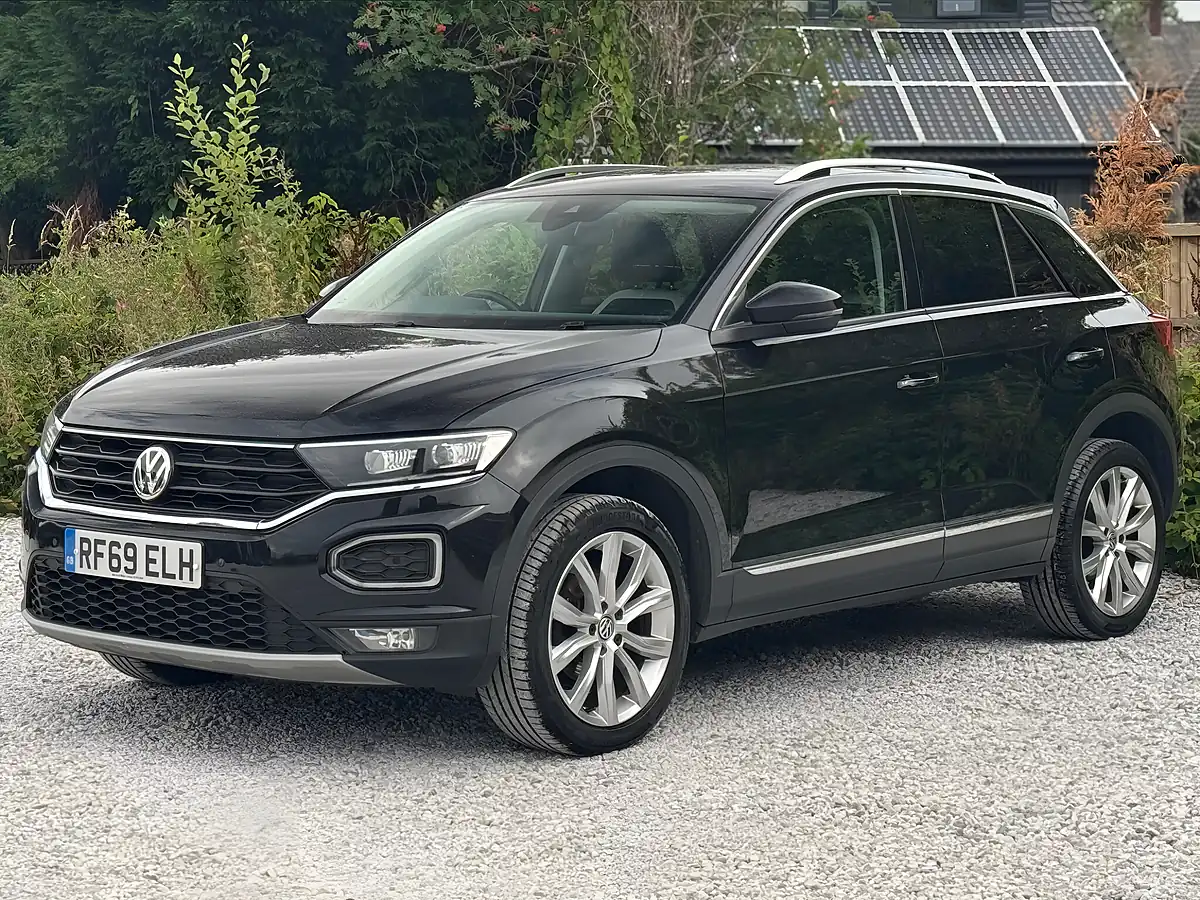 Used 2020 Volkswagen T-Roc Sel Black - Interior and Exterior details 6