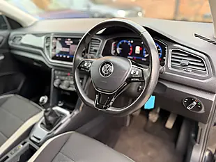 Used 2020 Volkswagen T-Roc Sel Black - Interior and Exterior details 11