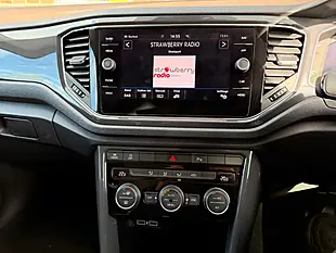 Used 2020 Volkswagen T-Roc Sel Black - Interior and Exterior details 13
