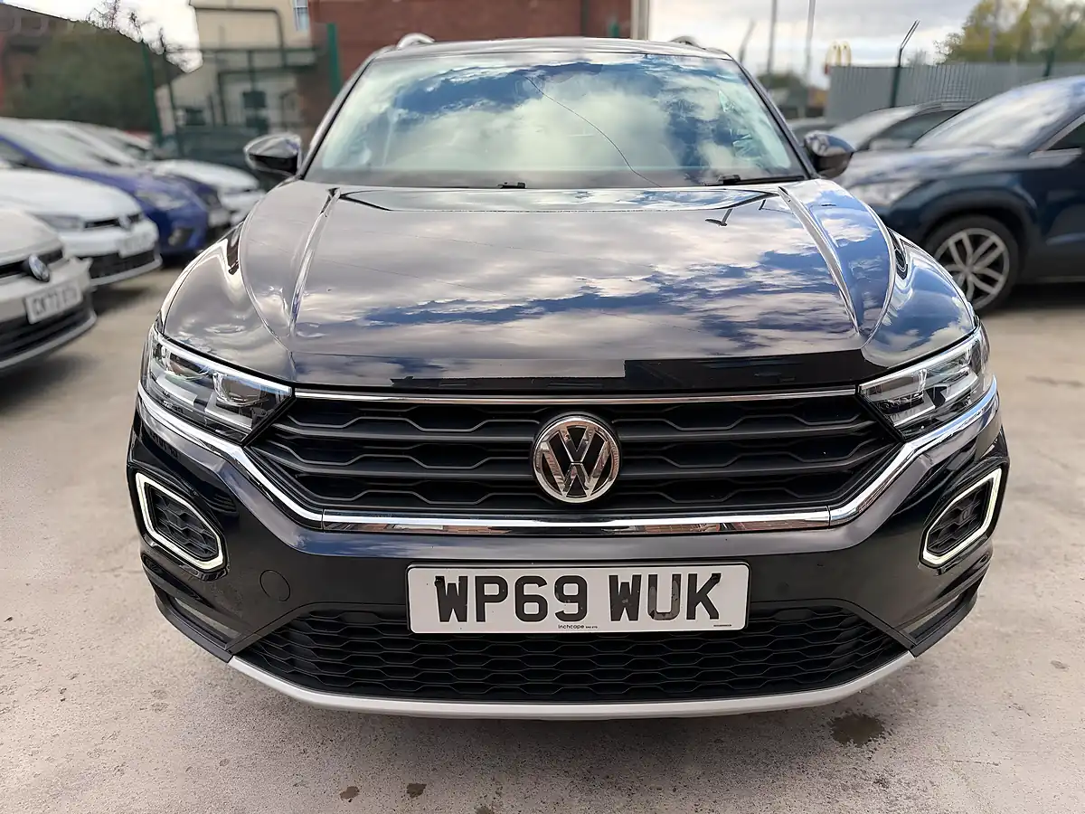 Used 2020 Volkswagen T-Roc Sel Black - Interior and Exterior details 5