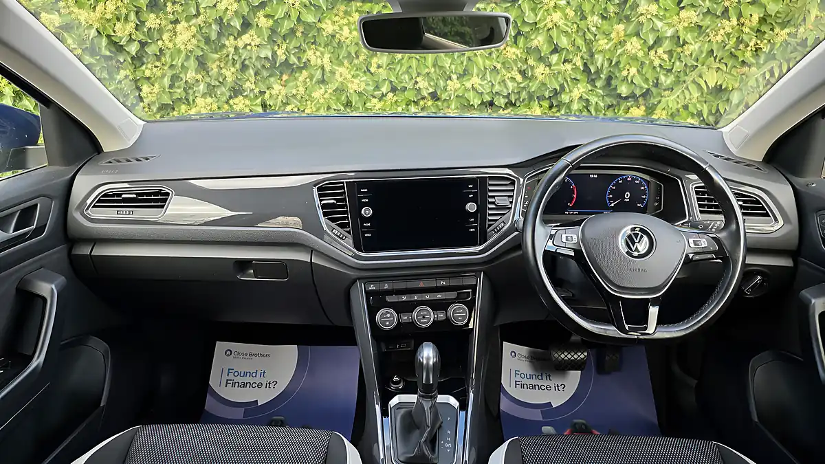 Used 2020 Volkswagen T-Roc Sel Ravenna Blue Metallic - Interior and Exterior details 11