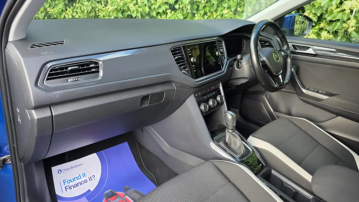Used 2020 Volkswagen T-Roc Sel Ravenna Blue Metallic - Interior and Exterior details 12