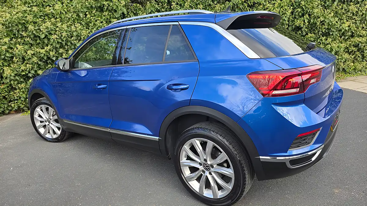 Used 2020 Volkswagen T-Roc Sel Ravenna Blue Metallic - Interior and Exterior details 3