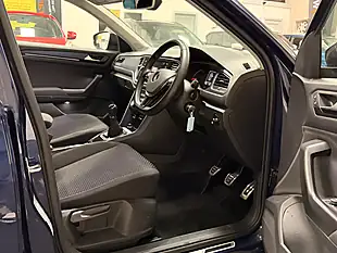 Used 2020 Volkswagen T-Roc United Ltd Edition Metallic Blue - Interior and Exterior details 18