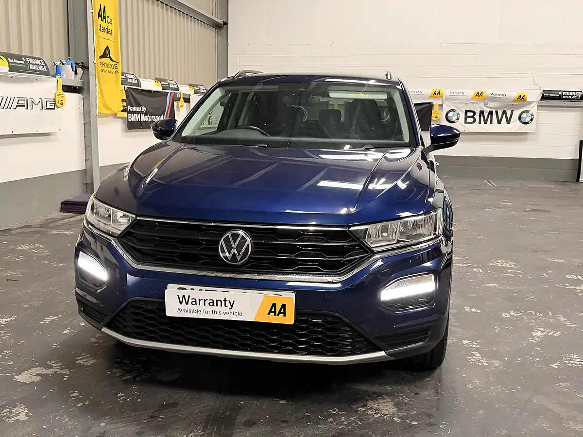 Used 2020 Volkswagen T-Roc United Ltd Edition Metallic Blue - Interior and Exterior details 6