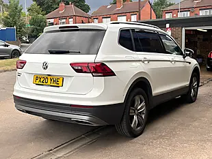 Used 2020 Volkswagen Tiguan Allspace Match White - Interior and Exterior details 7