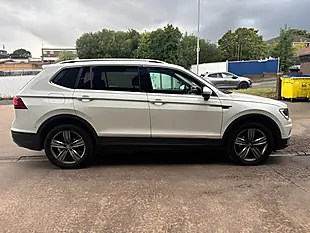 Used 2020 Volkswagen Tiguan Allspace Match White - Interior and Exterior details 8