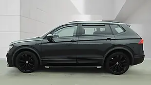 Used 2020 Volkswagen Tiguan Allspace R-Line Tech Black - Interior and Exterior details 6