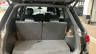 Used 2020 Volkswagen Tiguan Allspace R-Line Tech Black - Interior and Exterior details 9