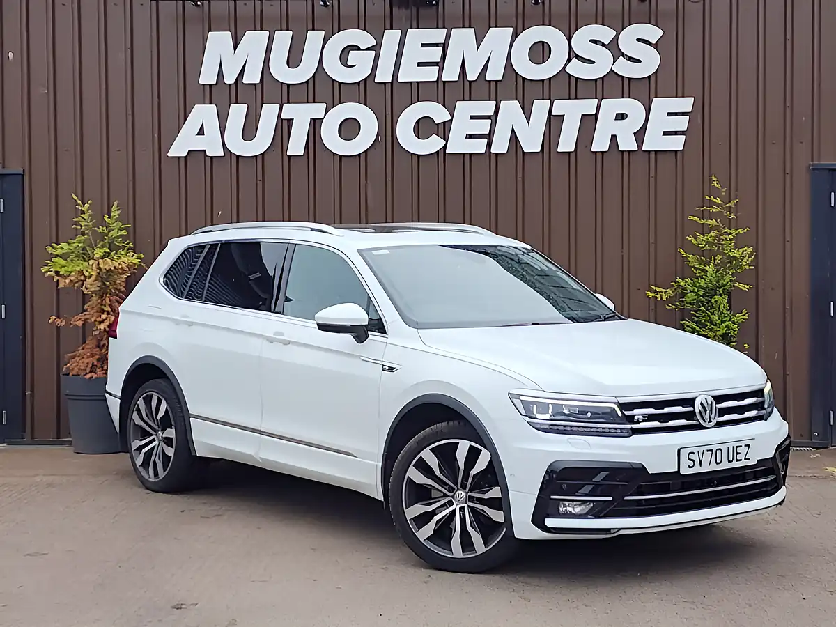 Used 2020 Volkswagen Tiguan Allspace R-Line Tech White - Front View