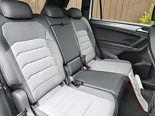 Used 2020 Volkswagen Tiguan Allspace R-Line Tech White - Interior and Exterior details 17