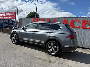 Used 2020 Volkswagen Tiguan Allspace Sel Grey - Interior and Exterior details 15