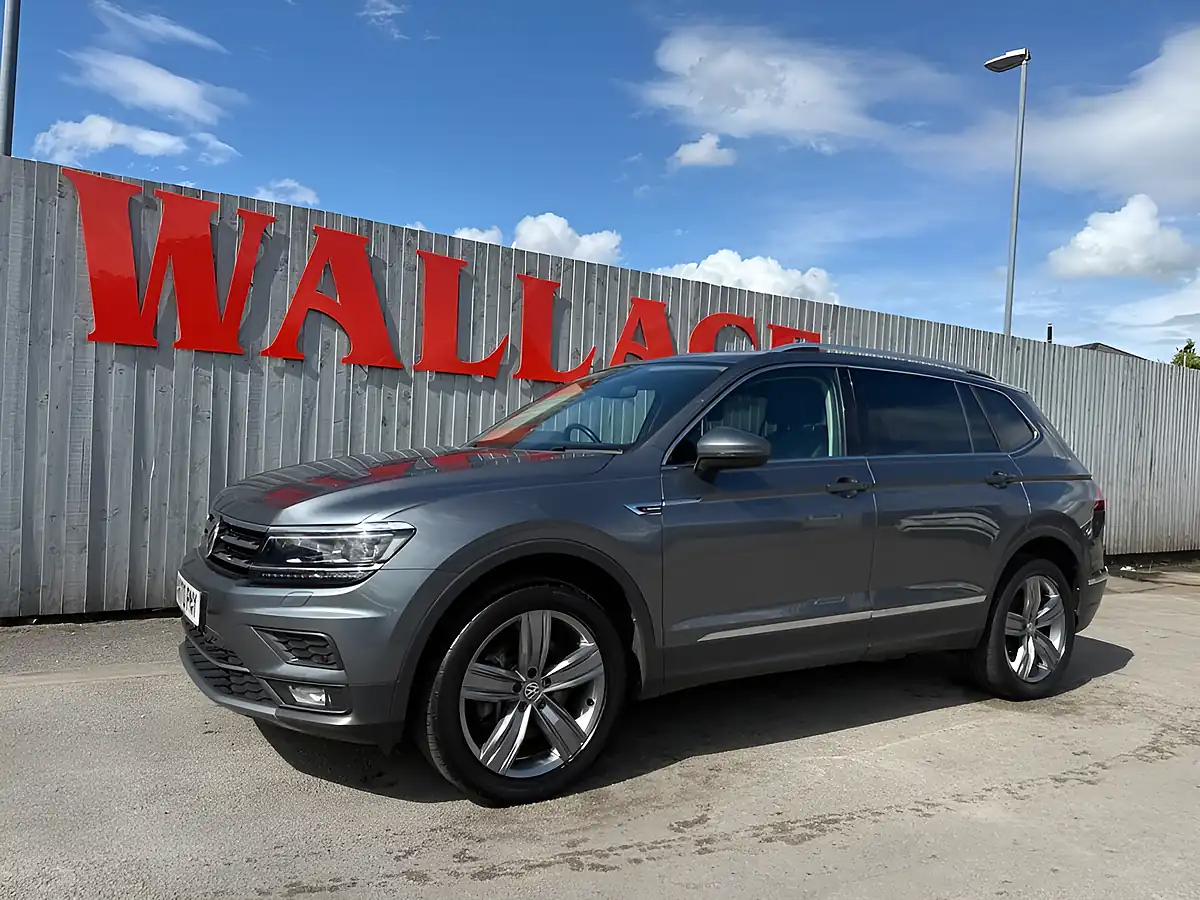 Used 2020 Volkswagen Tiguan Allspace Sel Grey - Interior and Exterior details 7