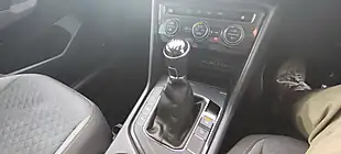 Used 2020 Volkswagen Tiguan Match Blue - Interior and Exterior details 17