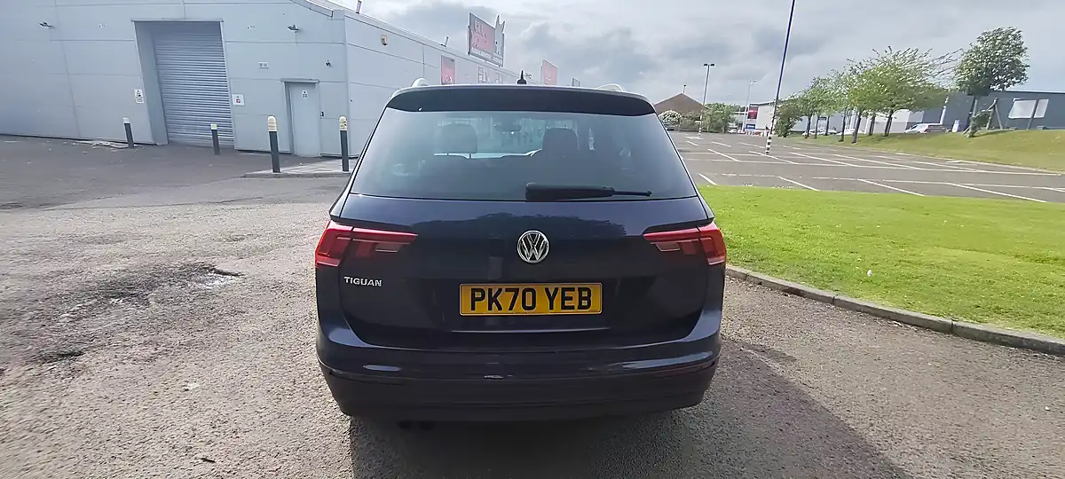 Used 2020 Volkswagen Tiguan Match Blue - Interior and Exterior details 4