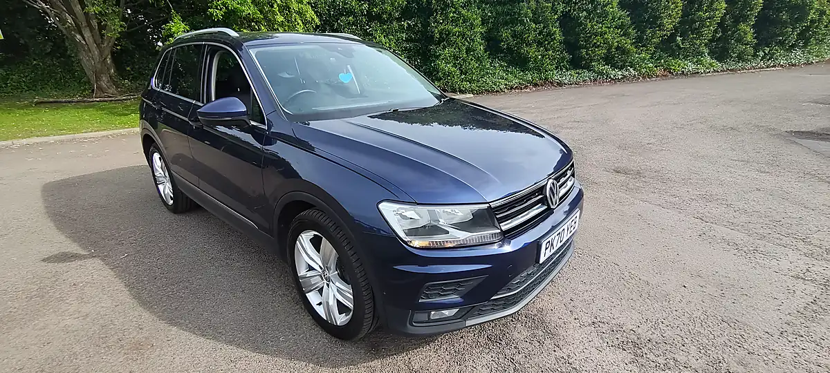 Used 2020 Volkswagen Tiguan Match Blue - Interior and Exterior details 7