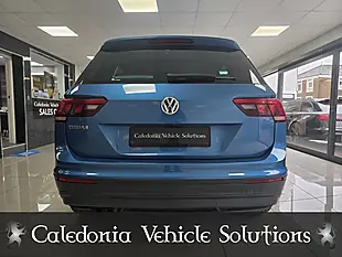 Used 2020 Volkswagen Tiguan Match Blue - Interior and Exterior details 10