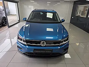 Used 2020 Volkswagen Tiguan Match Blue - Interior and Exterior details 17