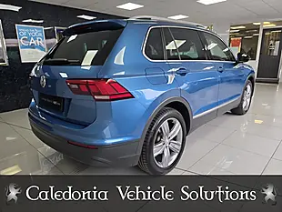 Used 2020 Volkswagen Tiguan Match Blue - Interior and Exterior details 4