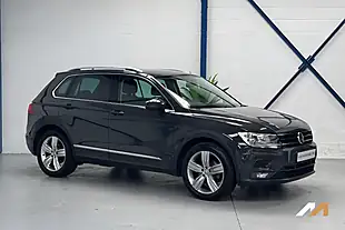 Used 2020 Volkswagen Tiguan Match Grey - Interior and Exterior details 12