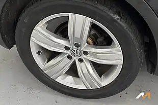 Used 2020 Volkswagen Tiguan Match Grey - Interior and Exterior details 14