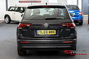Used 2020 Volkswagen Tiguan Match Grey - Interior and Exterior details 6