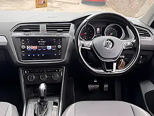 Used 2020 Volkswagen Tiguan Match Grey - Interior and Exterior details 11