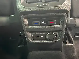Used 2020 Volkswagen Tiguan Match Grey - Interior and Exterior details 16