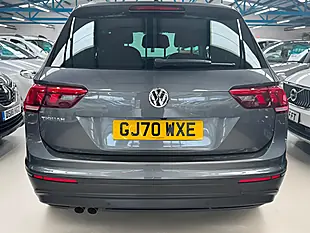 Used 2020 Volkswagen Tiguan Match Grey - Interior and Exterior details 4