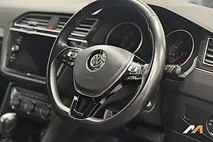 Used 2020 Volkswagen Tiguan Match Silver - Interior and Exterior details 19