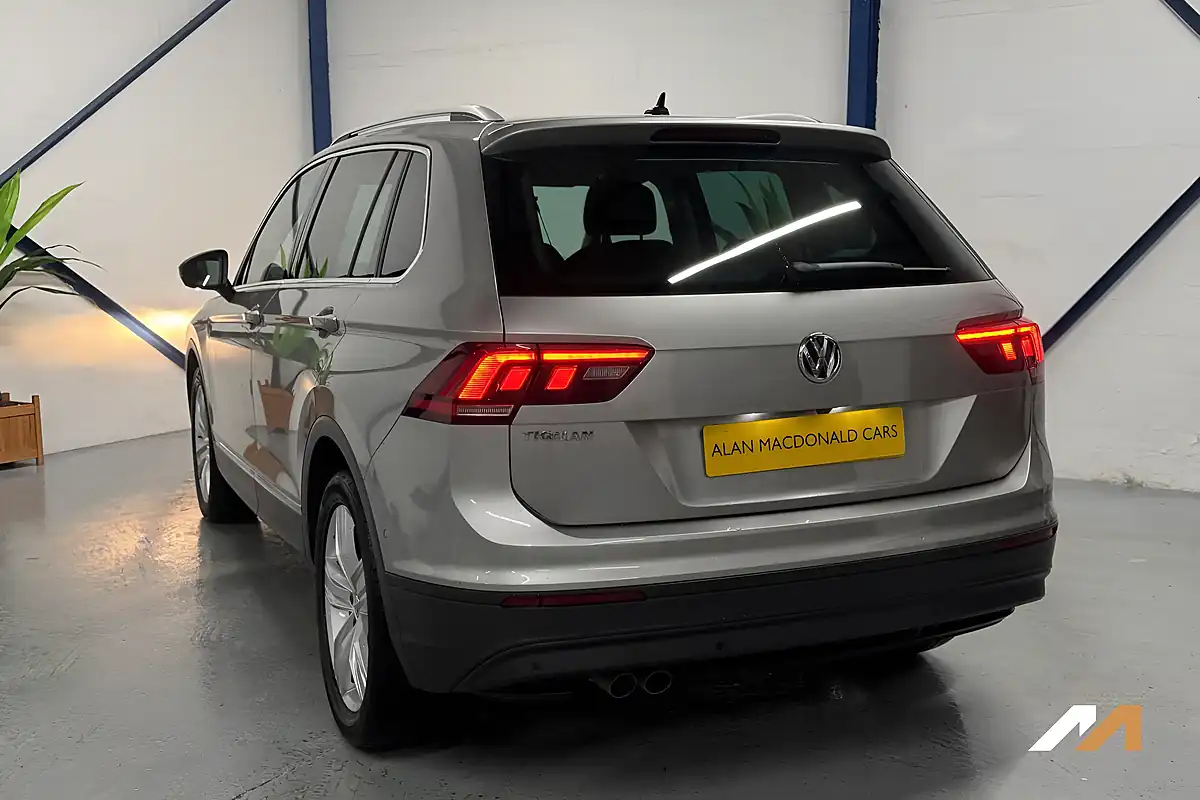 Used 2020 Volkswagen Tiguan Match Silver - Interior and Exterior details 2