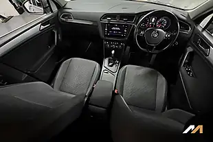 Used 2020 Volkswagen Tiguan Match Silver - Interior and Exterior details 3