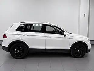 Used 2020 Volkswagen Tiguan Match White - Interior and Exterior details 3