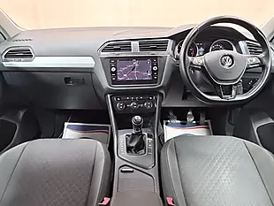 Used 2020 Volkswagen Tiguan Match White - Interior and Exterior details 7
