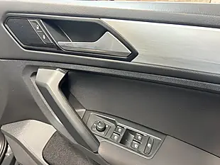 Used 2020 Volkswagen Tiguan Match White - Interior and Exterior details 15