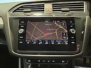 Used 2020 Volkswagen Tiguan Match White - Interior and Exterior details 19