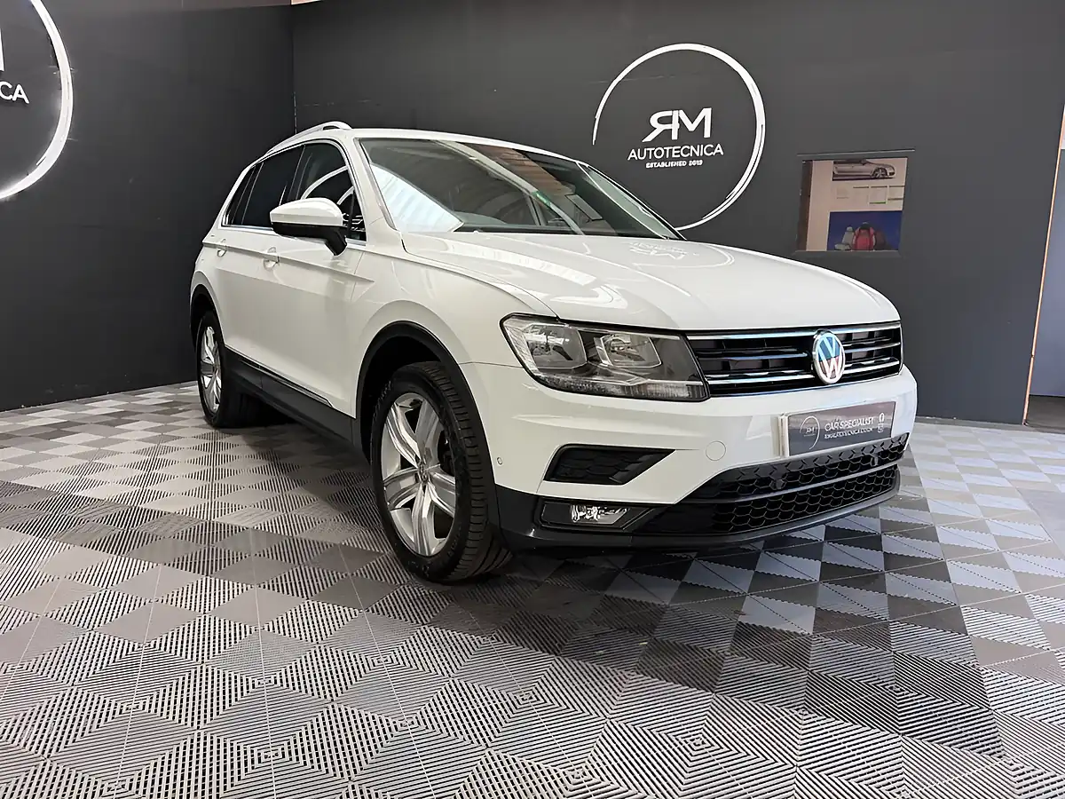 Used 2020 Volkswagen Tiguan Match White - Interior and Exterior details 3