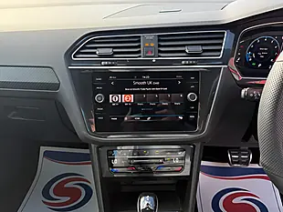 Used 2020 Volkswagen Tiguan R-Line Blue - Interior and Exterior details 18