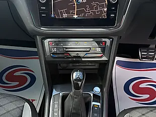 Used 2020 Volkswagen Tiguan R-Line Blue - Interior and Exterior details 19