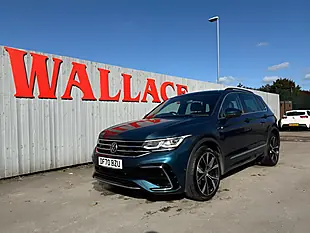 Used 2020 Volkswagen Tiguan R-Line Blue - Interior and Exterior details 8