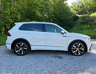 Used 2020 Volkswagen Tiguan R-Line Pure White - Interior and Exterior details 2